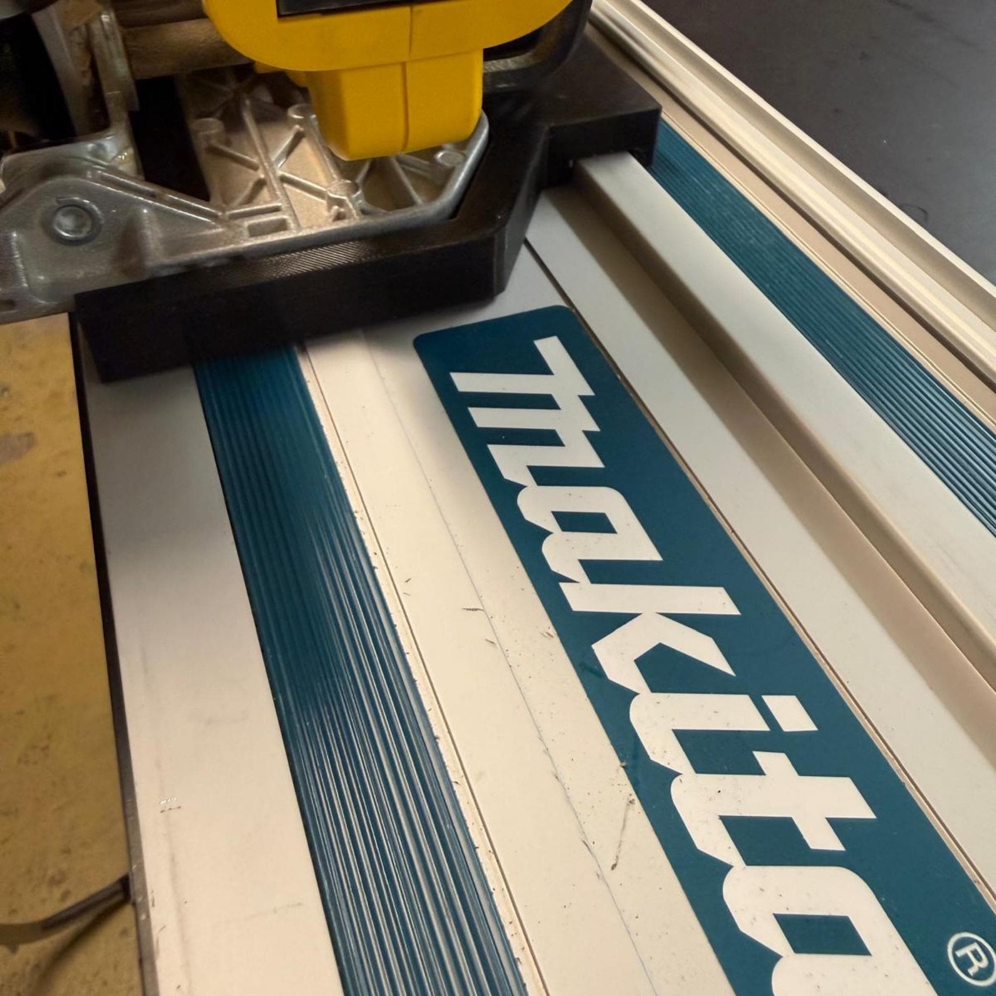 DeWalt Track Saw Adapter for Makita Guide Rail | 3D Print STL + 3MF File