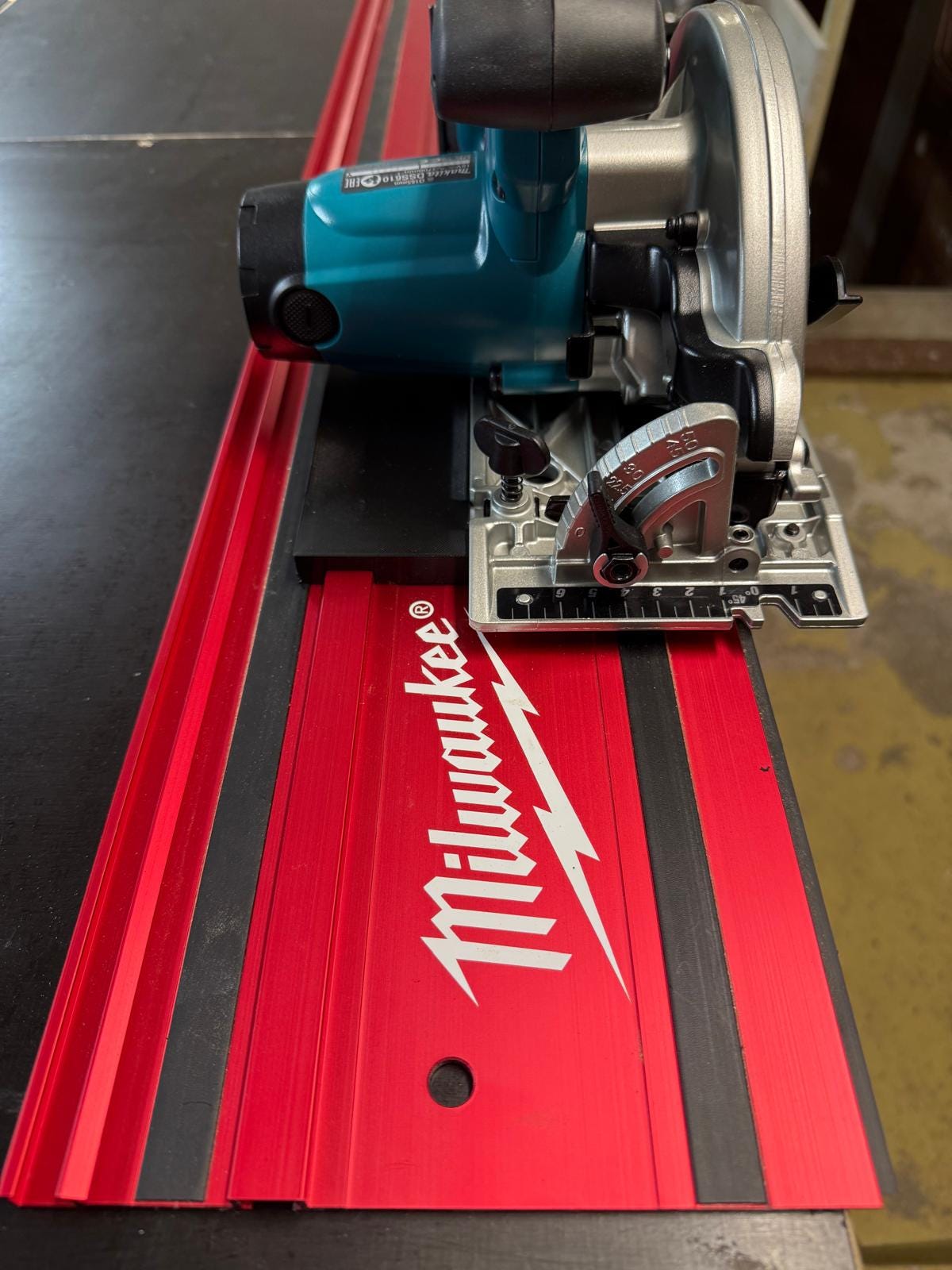 Makita Track Saw Adapter for Milwaukee GR1400 Rail | STL + 3MF File